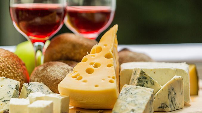 CHEESE-3-GettyImages-585306144-678x381